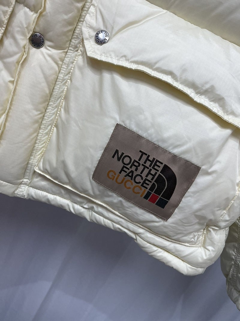 送料込 グッチ ノースフェイス コピー ナイロンダウン Nox42122